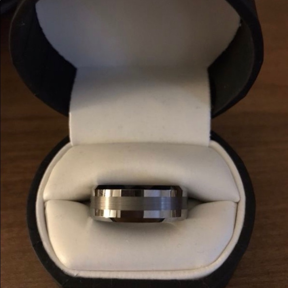 Men’s Tungsten Carbide Ring